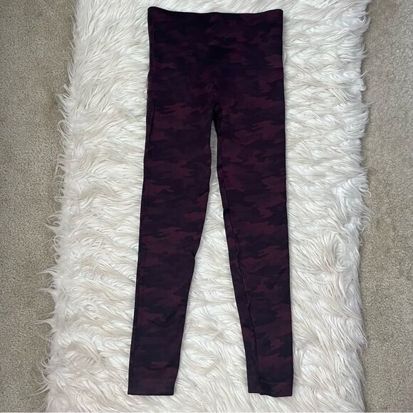 Spanx Look At Me Now High Rise Wine Camo Leggings - Picture 7 of 10